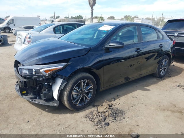 KIA Forte Lxs 2024 3KPF24AD4RE780800 Image 2