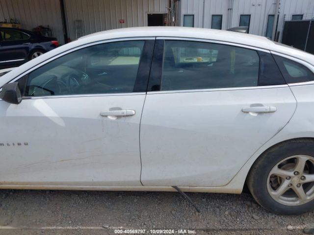 1G1ZC5ST4HF270126 Chevrolet Malibu 1fl