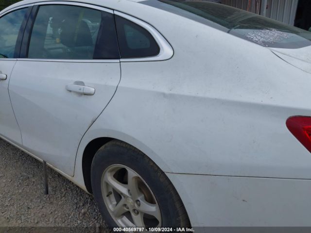 1G1ZC5ST4HF270126 Chevrolet Malibu 1fl