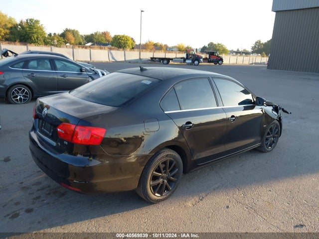 3VWD07AJ1EM397608 Volkswagen Jetta 1.8t Se