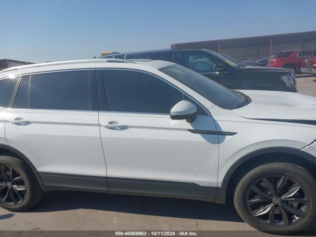 3VV3B7AX4NM030748 Volkswagen Tiguan 2.0t Se