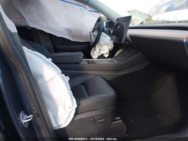 2023 TESLA MODEL Y 7SAYGDEE1PF891960 Photo 4