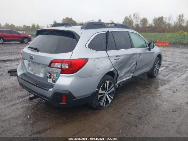 4S4BSANC8J3323218 Subaru Outback 2.5i Limited
