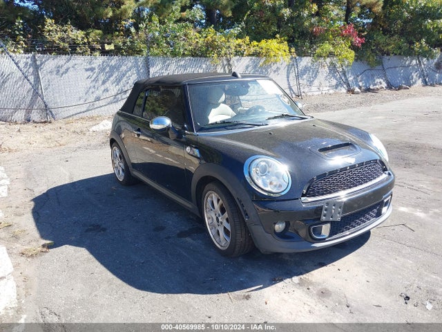 2011 MINI COOPER S WMWZP3C56BTX82640 Photo 0