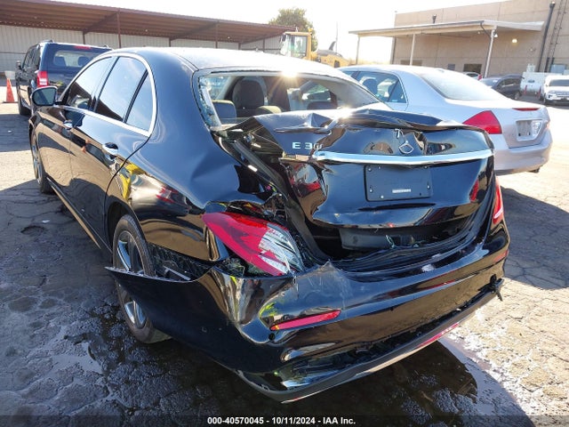 Mercedes-Benz E 300 2018 WDDZF4JB2JA345013 Image 6