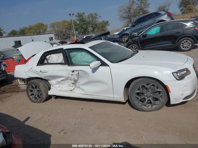 Chrysler 300 300s Awd 2018 2C3CCAGG8JH149495 Image 13