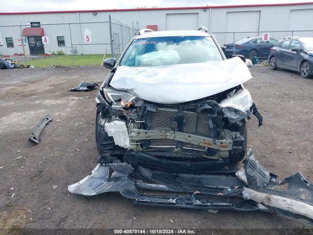Toyota RAV4 LE 2017 2T3BFREV8HW596918 Image 12