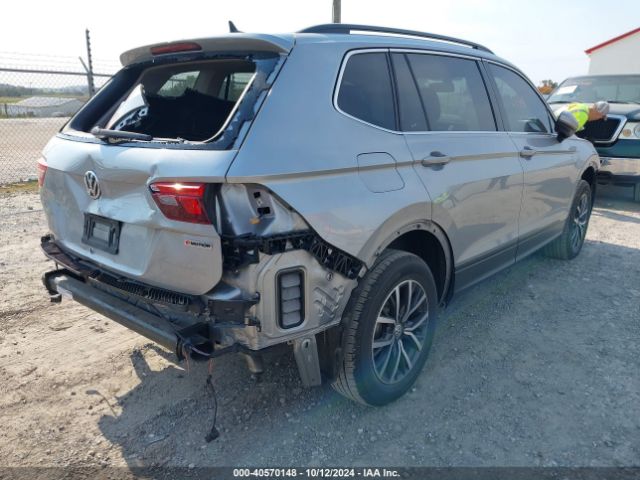 3VV2B7AX9KM138158 Volkswagen Tiguan 2.0t Se/2.0t Sel/2.0t Sel R-line/2.0t Sel R-line Black