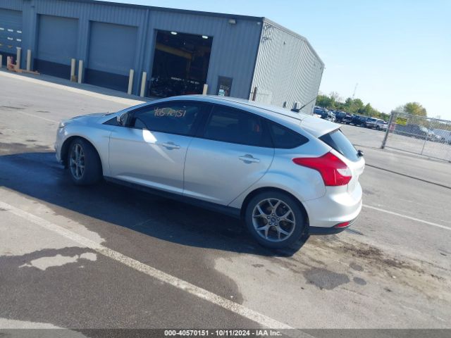 1FADP3K27EL422033 Ford FOCUS SE