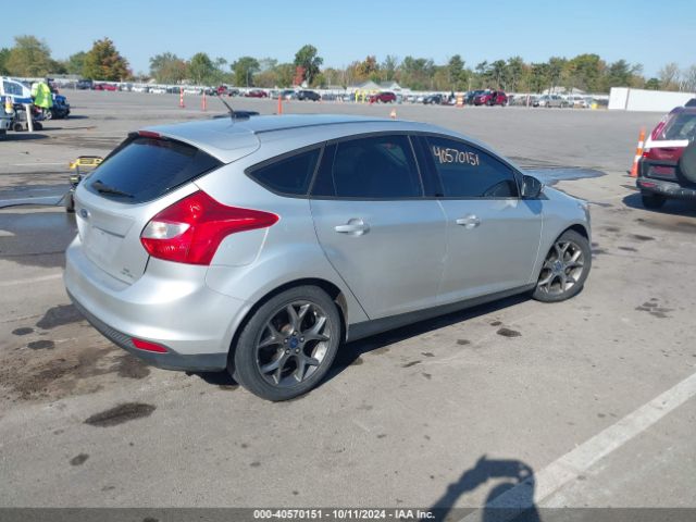 1FADP3K27EL422033 Ford FOCUS SE