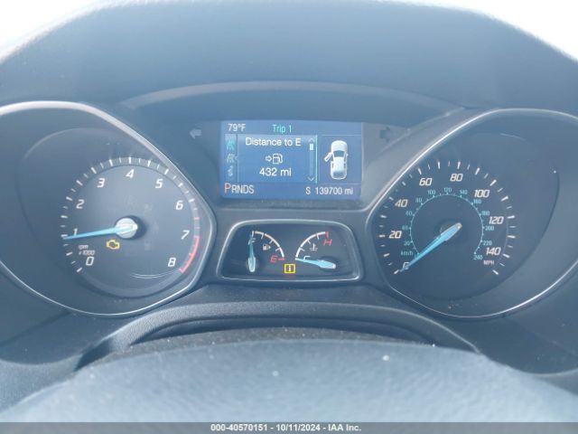 1FADP3K27EL422033 Ford FOCUS SE