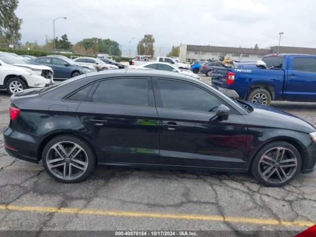 WAUAUGFFXJ1007687 Audi A3 2.0t Premium/2.0t Tech Premium