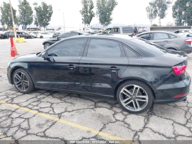 WAUAUGFFXJ1007687 Audi A3 2.0t Premium/2.0t Tech Premium