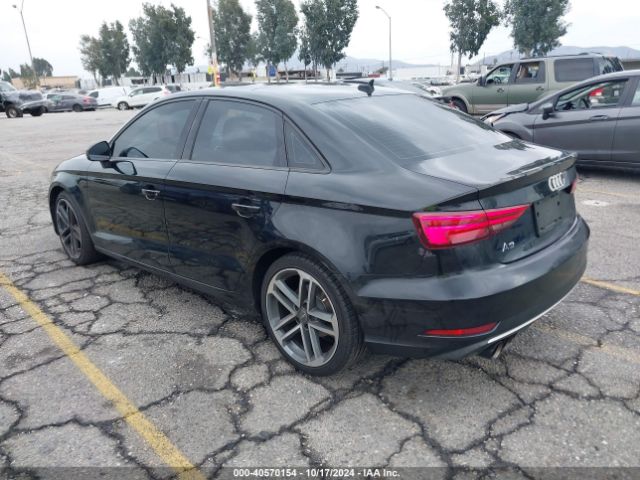 WAUAUGFFXJ1007687 Audi A3 2.0t Premium/2.0t Tech Premium