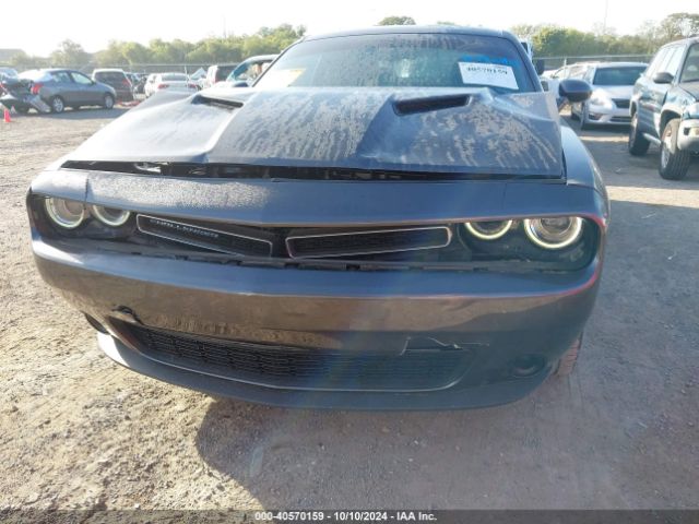 2C3CDZAG0HH617203 Dodge Challenger Sxt