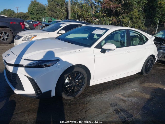 Toyota CAMRY SE 2025 4T1DAACK3SU022213 Image 2