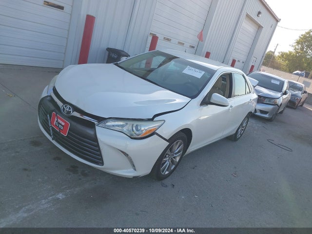 Toyota CAMRY XLE 2016 4T1BF1FK0GU159735 Image 2