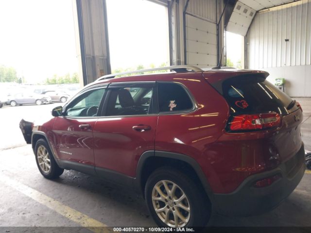 1C4PJMCB0HW511586 Jeep Cherokee Latitude 4x4