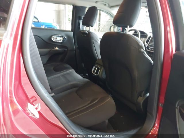 1C4PJMCB0HW511586 Jeep Cherokee Latitude 4x4