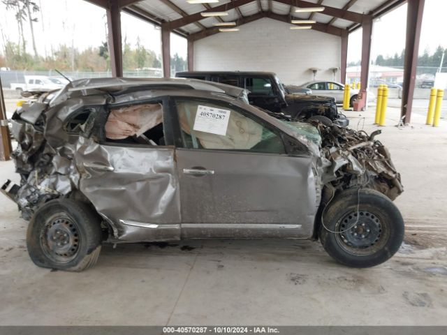 JN8AS5MV2FW760667 Nissan Rogue Select S