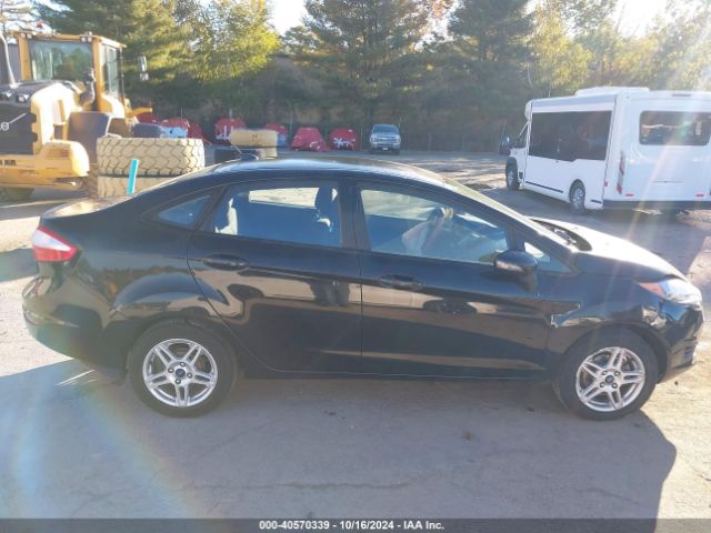 3FADP4BJ8HM158532 Ford FIESTA SE