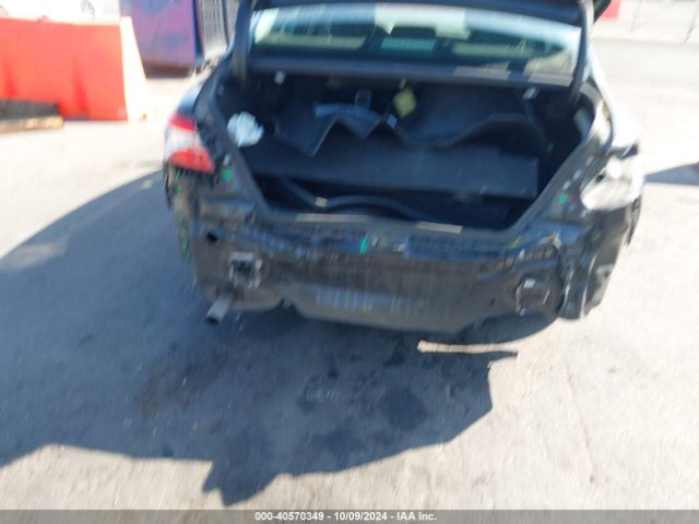4T1B31HK9KU006429 Toyota Camry Hybrid Le