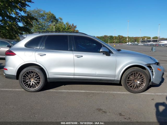 WP1AA2A20HKA82744 Porsche Cayenne Platinum Edition