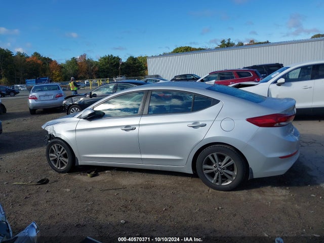 Hyundai ELANTRA SEL 2018 5NPD84LF4JH276882 Image 14