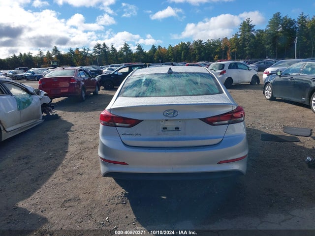 Hyundai ELANTRA SEL 2018 5NPD84LF4JH276882 Image 16