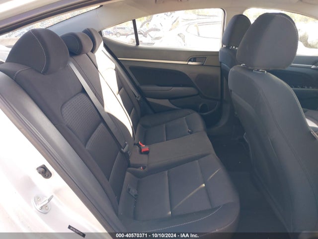 Hyundai ELANTRA SEL 2018 5NPD84LF4JH276882 Image 8