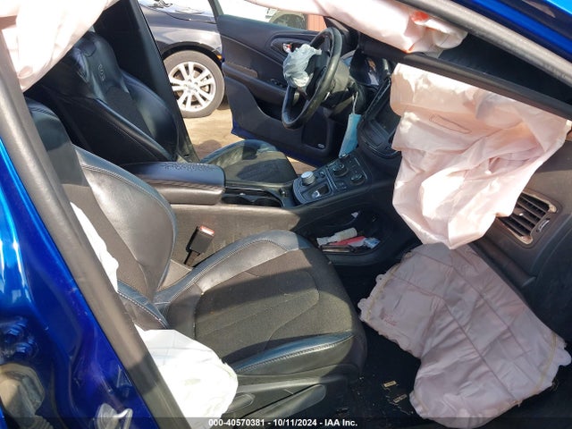 Chrysler 200 S 2015 1C3CCCBB7FN626066 Image 5
