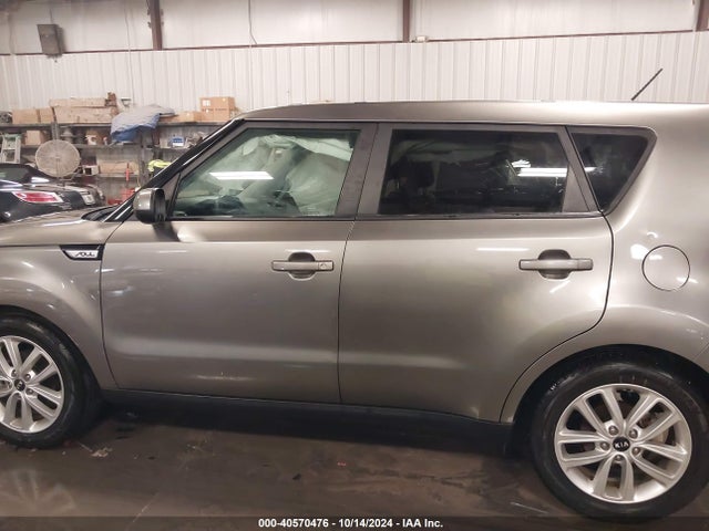 KIA SOUL + 2019 KNDJP3A55K7697171 Image 14