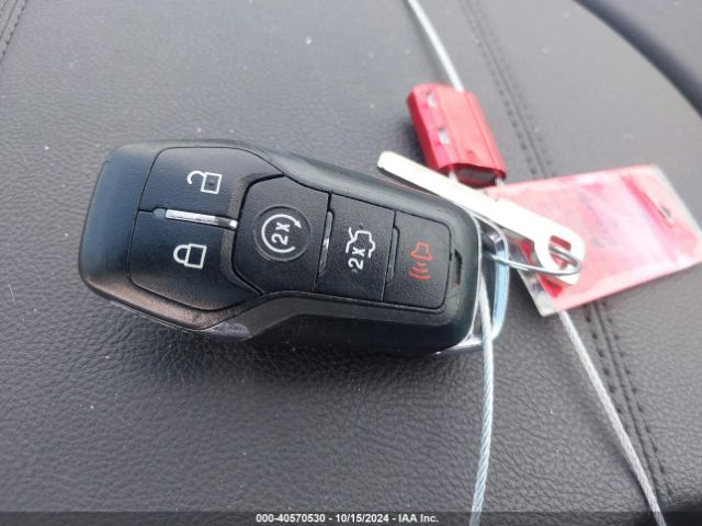 2LMPJ6KR9HBL52269 Lincoln Mkx Select