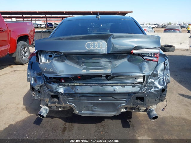Audi A4 2.0t Premium 2017 WAUGNAF41HN000889 Image 17