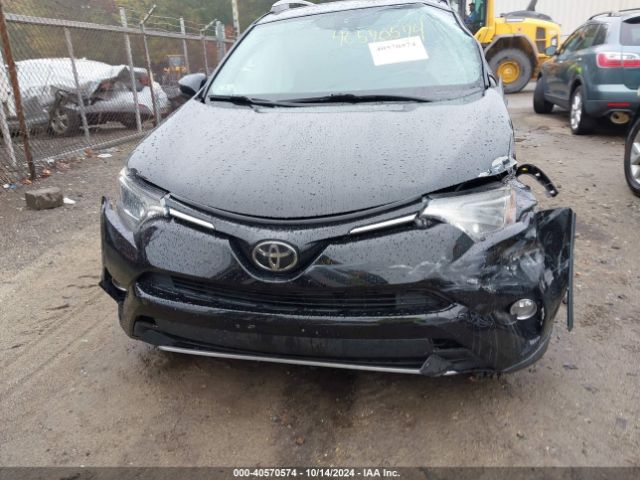 2T3RFREV8JW752315 Toyota Rav4 Adventure/xle