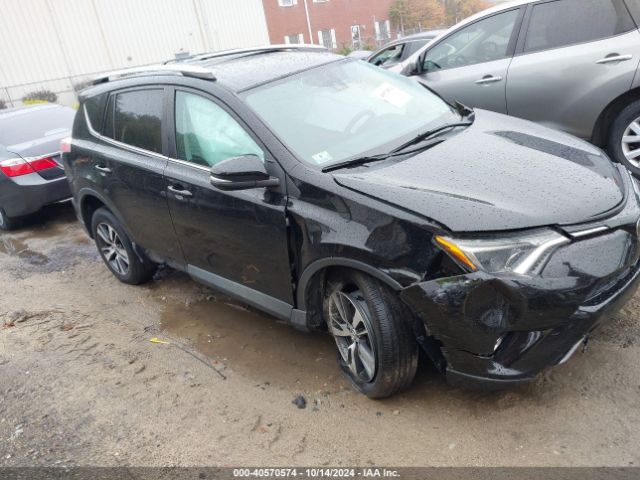 2T3RFREV8JW752315 Toyota Rav4 Adventure/xle