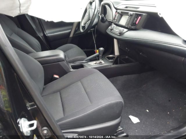 2T3RFREV8JW752315 Toyota Rav4 Adventure/xle