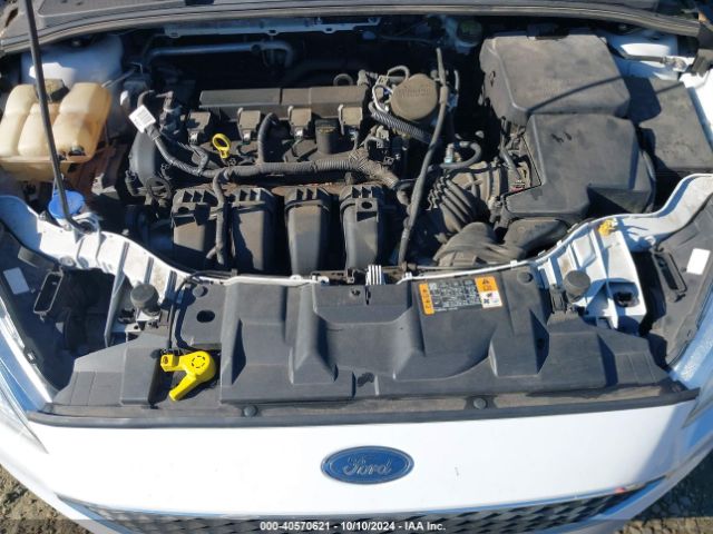 1FADP3F23GL239113 Ford FOCUS SE