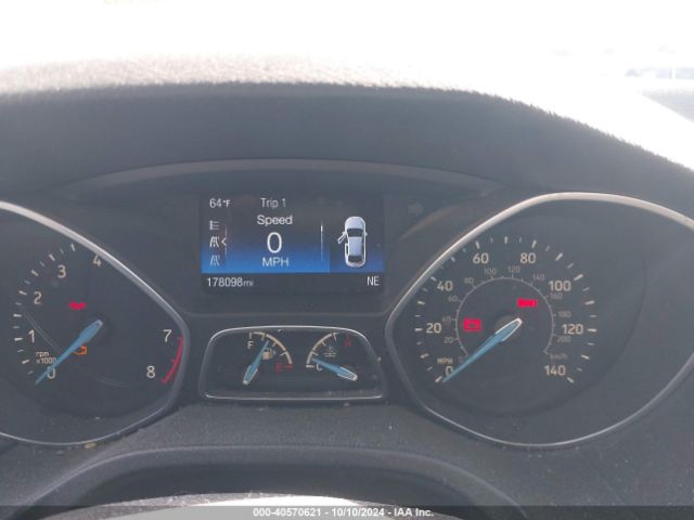 1FADP3F23GL239113 Ford FOCUS SE