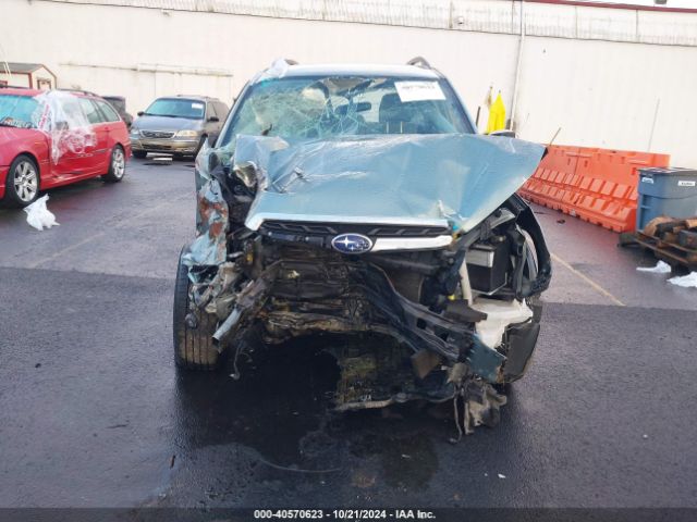 JF2SJABCXJH581188 Subaru Forester 2.5i