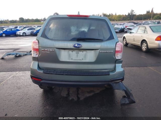 JF2SJABCXJH581188 Subaru Forester 2.5i