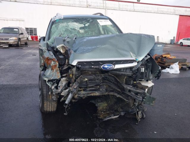 JF2SJABCXJH581188 Subaru Forester 2.5i