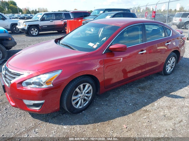 Nissan Altima 2.5 S 2014 1N4AL3AP9EN248983 Image 2