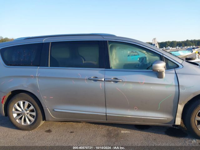 2C4RC1BG3KR652182 Chrysler Pacifica Touring L