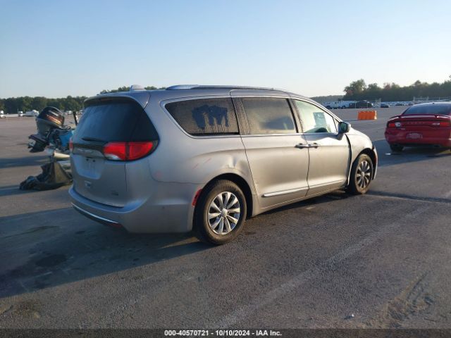 2C4RC1BG3KR652182 Chrysler Pacifica Touring L