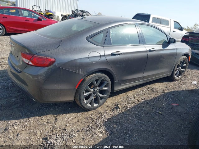 Chrysler 200 S 2015 1C3CCCBB0FN566325 Image 4
