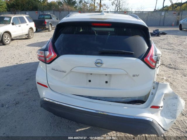 5N1AZ2MG7JN134811 Nissan MURANO SV