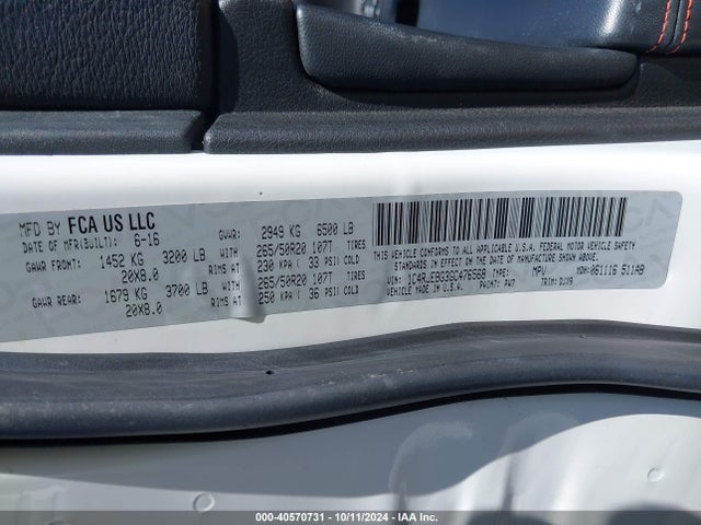 1C4RJEBG3GC476568 Jeep Grand Cherokee Limited 75th Anniversary