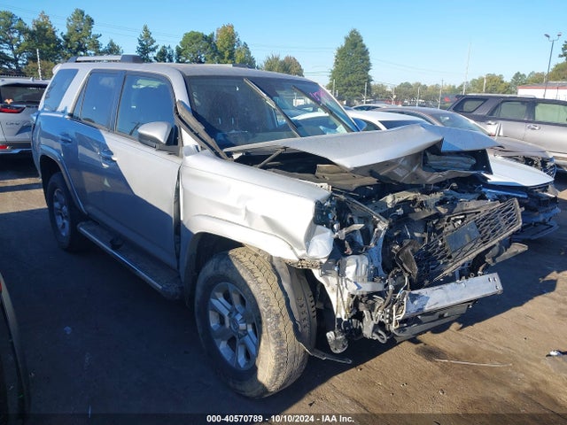 Toyota 4RUNNER SR5 2020 JTEBU5JR1L5744748 Image 1