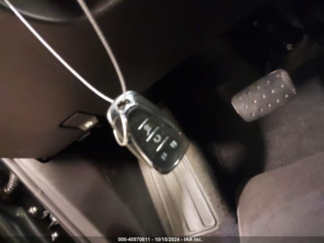 1GNEVHKW9KJ288869 Chevrolet Traverse 3lt
